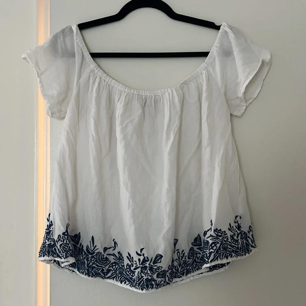 Zara White Puff Sleeve Smocked Blouse - Size S